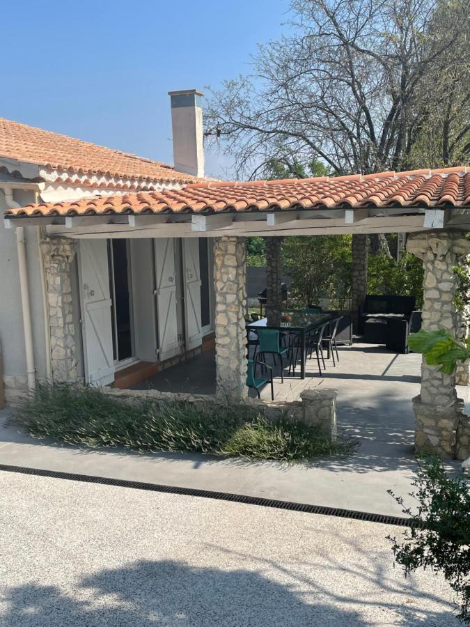 Villa Camille Cereste Exterior photo