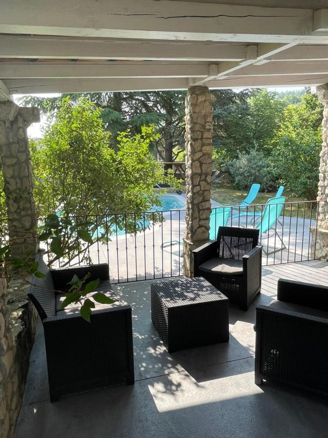Villa Camille Cereste Exterior photo